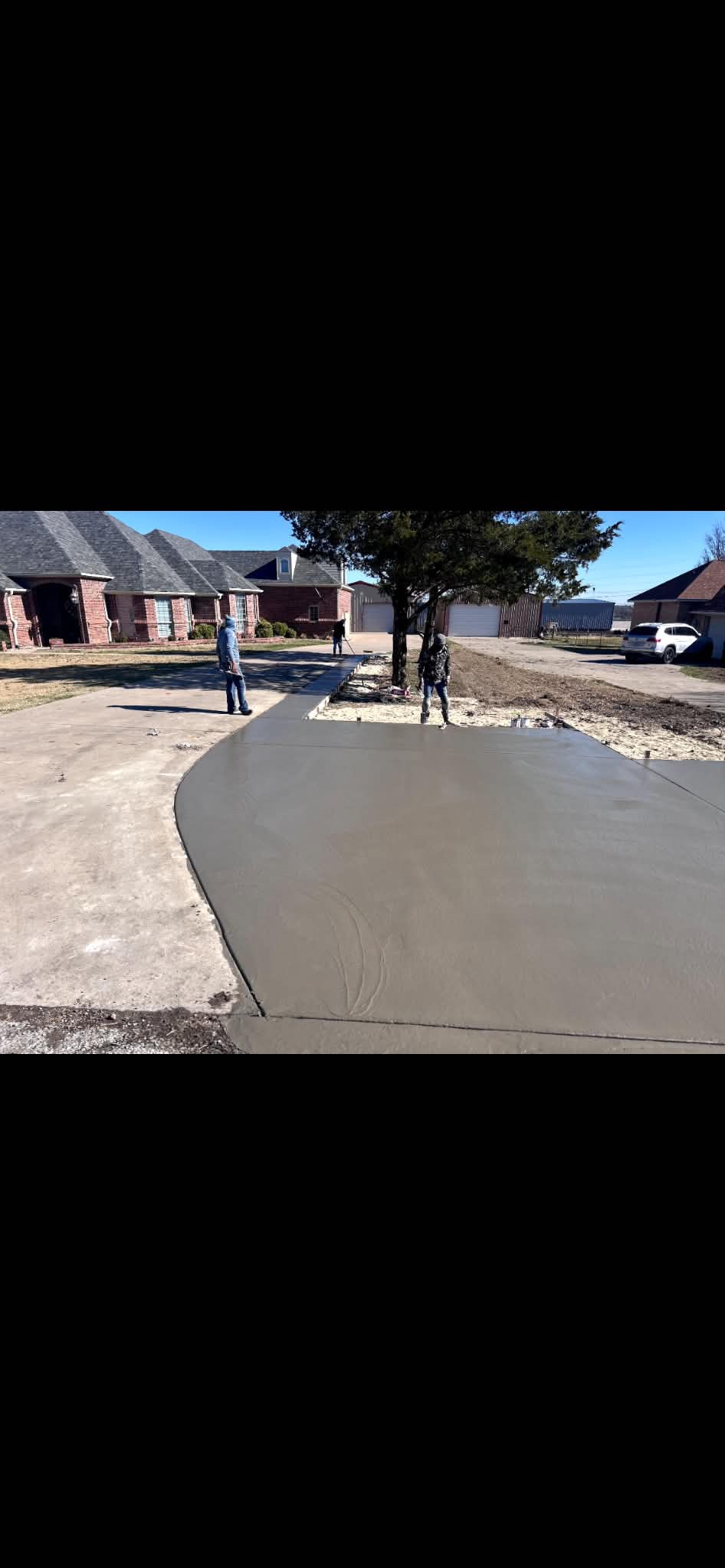Concrete pour and finishing